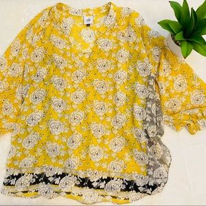 Cabi gather blouse size large 5713